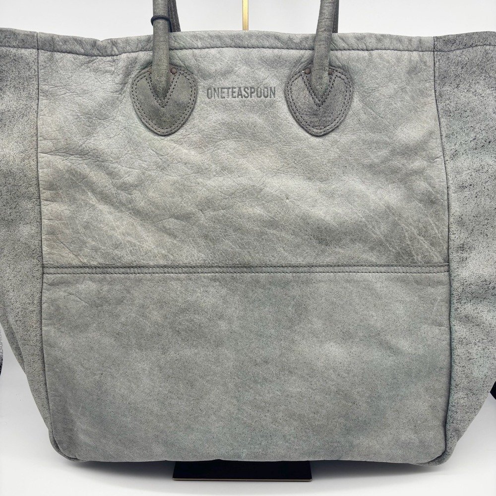 NWT One Teaspoon Washed Leather Shopper Bag in Worn Black
